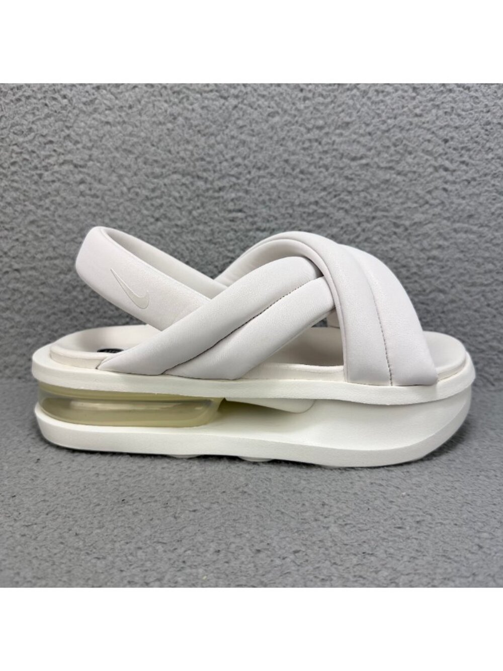 Nike Air Max Isla Sandals Womens 9 Shoes Summit White Platform Chunky Slingback - Picture 3 of 10